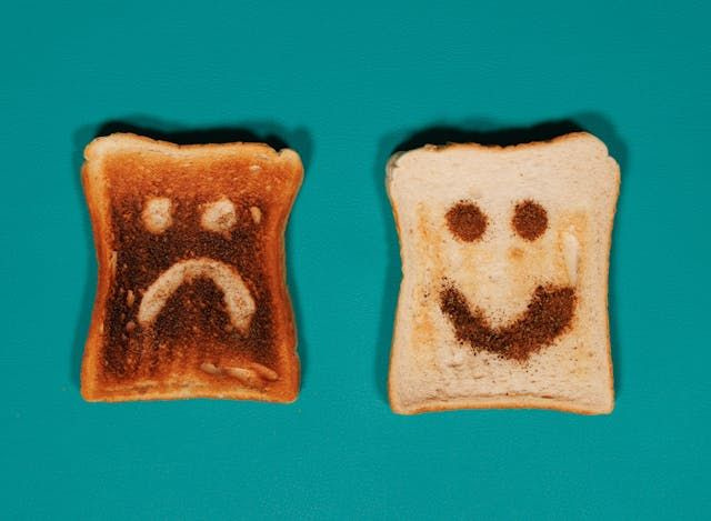 happy toast sad toast