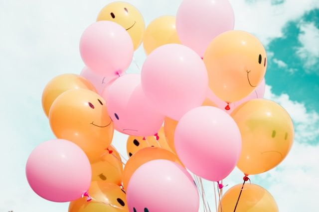 happy balloons