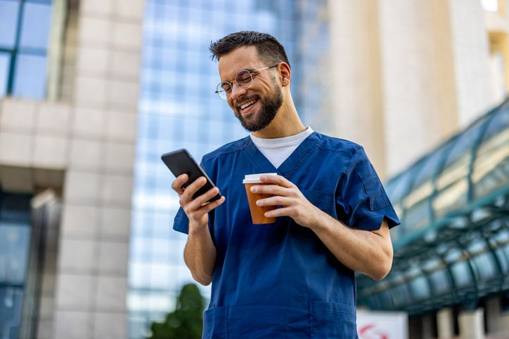 healthcare staff swapping shift on mobile